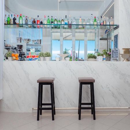 Hotel Lungomare Cattolica Luaran gambar